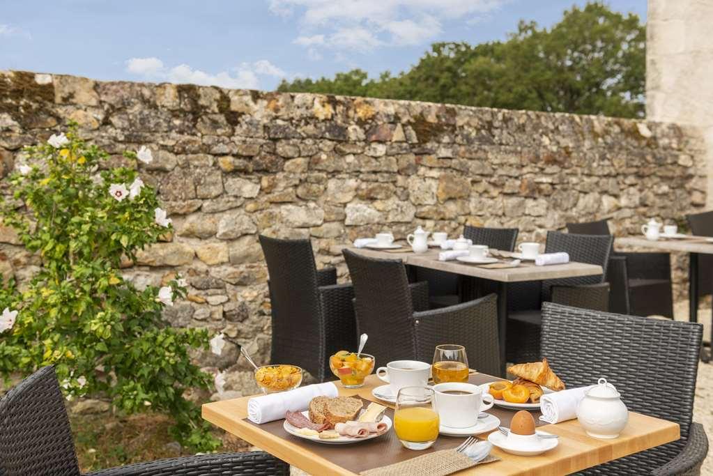 فندق Le Manoir De Pierre Levee, The Originals Collection Tournon-Saint-Martin المطعم الصورة