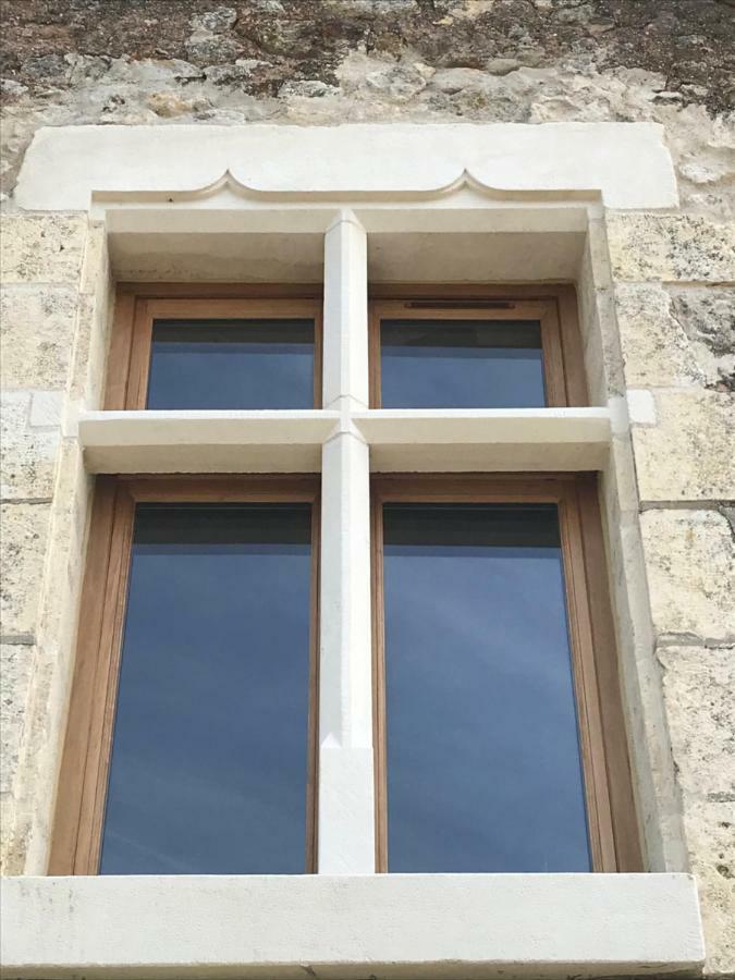 فندق Le Manoir De Pierre Levee, The Originals Collection Tournon-Saint-Martin المظهر الخارجي الصورة